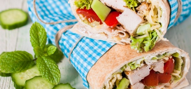 Αραβικές πίτες με κοτόπουλο