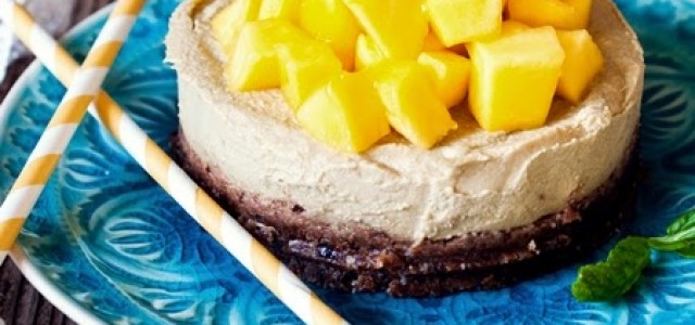 Raw vegan mango cheesecake