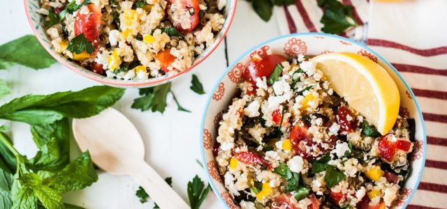 Σαλάτα κινόα με λαχανικά και φέτα